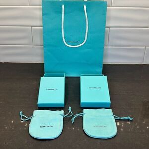 Tiffany & Co. Earring Package Bundle (7 Piece)
